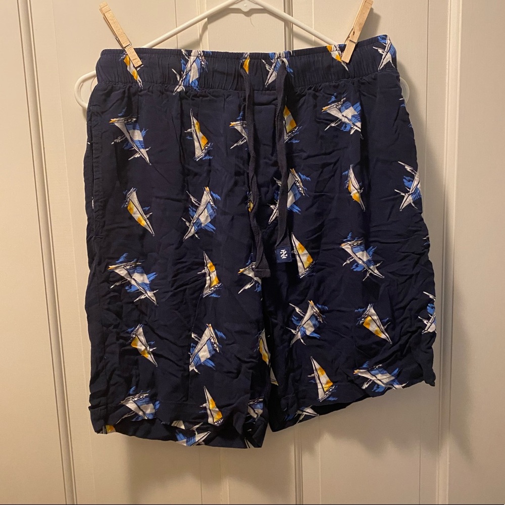 Men’s IZOD shorts